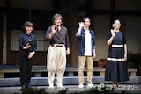 左から宮田慶子、松平健、相葉雅紀、金子ありさ。