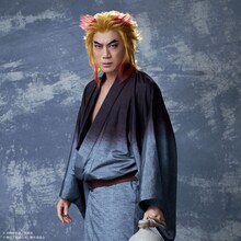 細見大輔扮する煉獄槇寿郎。