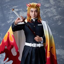 矢崎広扮する煉獄杏寿郎。