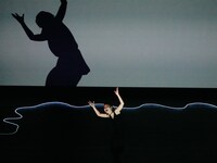 冨士山アネット「Unrelated to You」より。