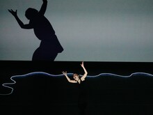 冨士山アネット「Unrelated to You」より。