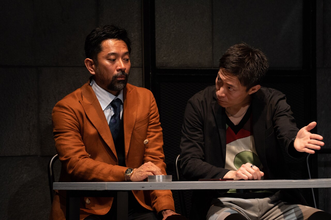 shelf「バイオ・グラフィ：プレイ（1984）」シアタートラムで上演中