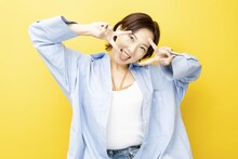 「もっと元気なイメージで！」に答える那須凜。（撮影：竪山隼太）