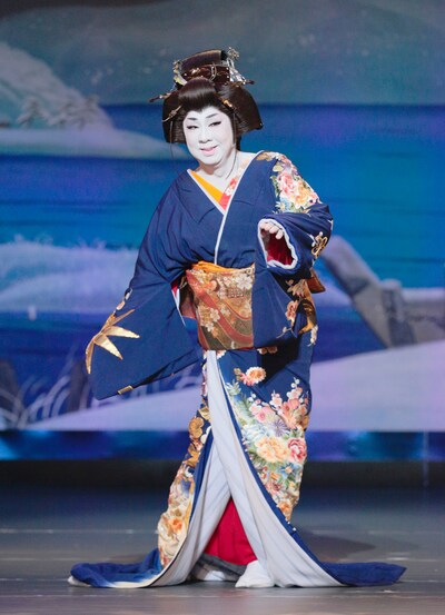 第3部「華の舞踊絵巻」より。（撮影：吉原和宏 / 富美男企画）