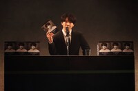 舞台「殺人の告白」より。(c)舞台「殺人の告白」製作委員会 / 丸山尚