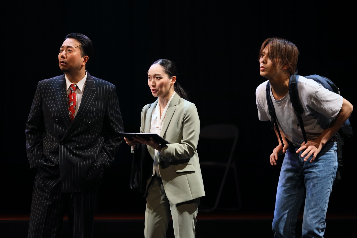 舞台「リプシンカ ～ヒールをはいた男!?たち～」大阪公演ゲネプロの様子。