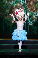 舞台「リプシンカ ～ヒールをはいた男!?たち～」大阪公演ゲネプロの様子。