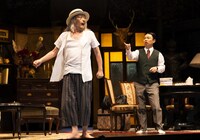 舞台「室温～夜の音楽～」より。（撮影：引地信彦）