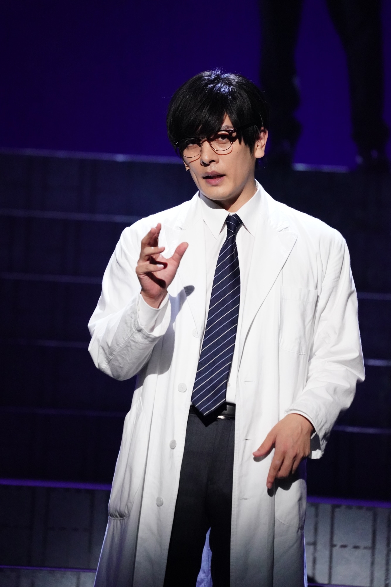 舞台「文豪ストレイドッグス STORM BRINGER」より。（撮影：田中亜紀）