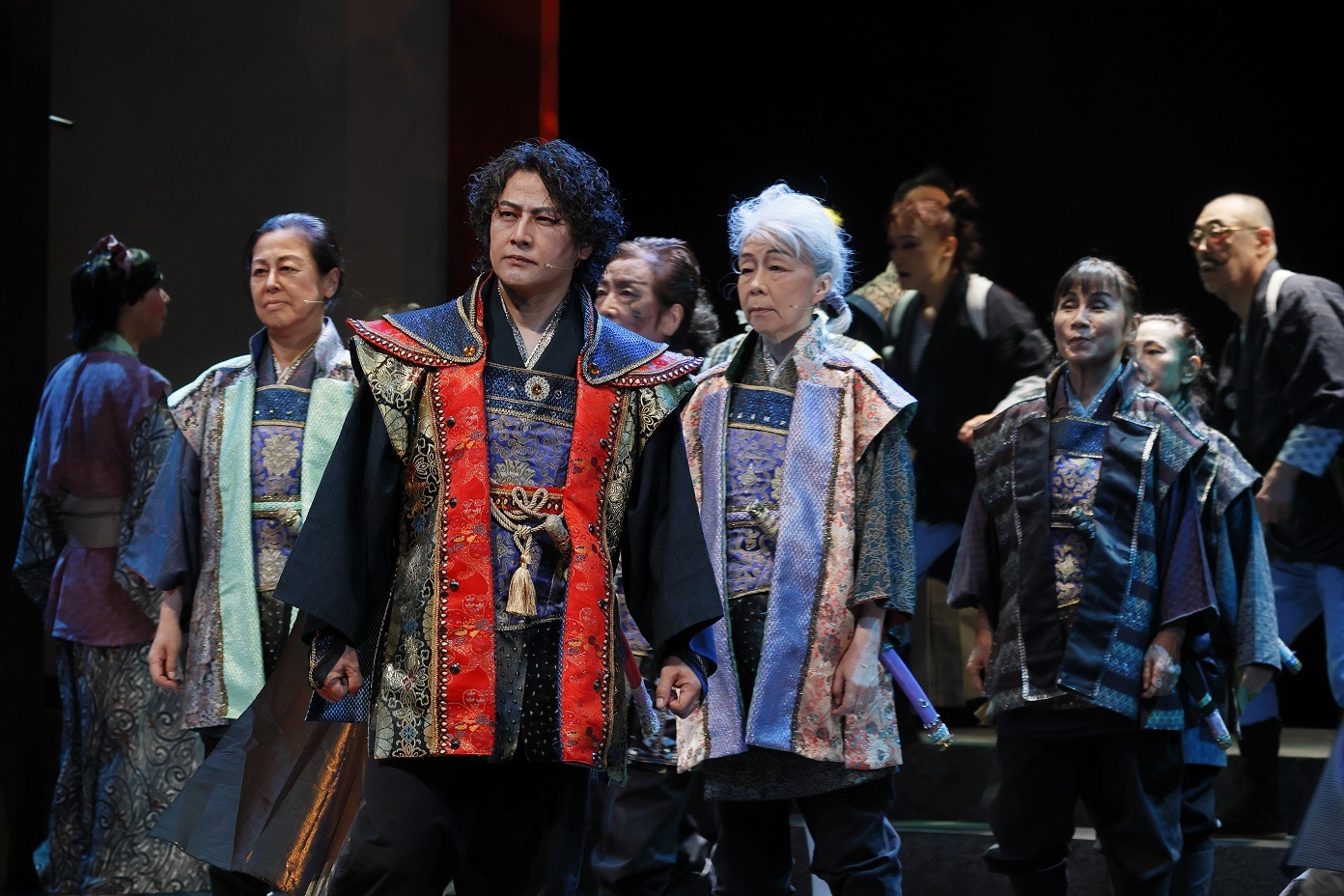 シアターRAKU 創立25周年記念公演「RAKU 歌舞伎☆から騒ぎ」より。