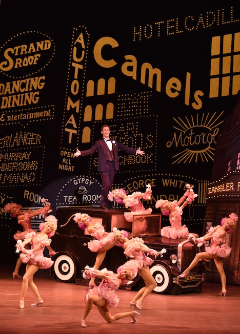 劇団四季 ミュージカル「クレイジー・フォー・ユー」より。（撮影：荒井健）