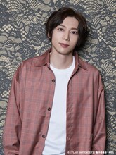 染谷俊之扮する峯田伸一。