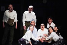 こまつ座 第142回公演「紙屋町さくらホテル」より。（撮影：田中亜紀）