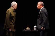 こまつ座 第142回公演「紙屋町さくらホテル」より。（撮影：田中亜紀）