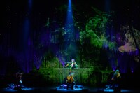 「Daiwa House Special 音楽劇『クラウディア』Produced by 地球ゴージャス」より。（撮影：岩村美佳）