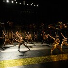 新潟の2つのカンパニーが共鳴する、Noism×鼓童「鬼」公演スタート
