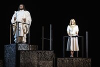 オペラ「クレタの王 イドメネオ」より。(c)Jean-Louis Fernandez