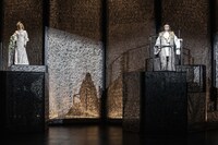 オペラ「クレタの王 イドメネオ」より。(c)Jean-Louis Fernandez