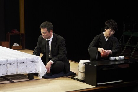 「BOND52 VOL.1小松台東BONDゴツプロ！『山笑う』」より。（Photo by MASA HAMANOI）