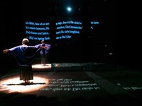 アンド21（芸術交流共催事業） 劇団あはひ「光環（コロナ）」より。（撮影：奥祐司）