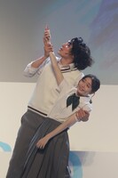 舞台「青少年アシベ」より。