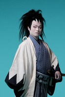 中村福之助扮する鎌切大作。(c)松竹