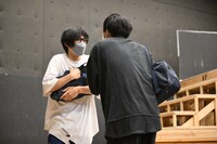 舞台「佐々木と宮野」公開稽古より。
