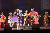 「舞台『ネコにマタタビ、アキバにレインボウ』～この夏、虹の彼方へ旅にでる～」より。