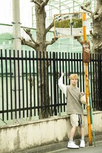 平岩享先生のアドバイスを受けて、竪山隼太が撮影した小沢道成。