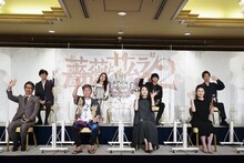 2022年劇団☆新感線42周年興行・秋公演 新感線☆RX「薔薇とサムライ2-海賊女王の帰還-」より。（撮影：田中亜紀）