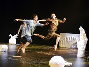 「ククノチ テクテク マナツノ ボウケン」より。（撮影：大洞博靖）