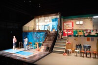 「ここは居心地がいいけど、もう行く」より。（撮影：鈴木竜一朗）