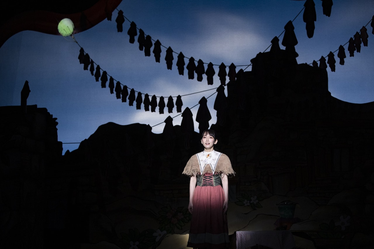 岩崎う大×吉岡里帆のファンタジーコメディ「スルメが丘は花の匂い」スタート