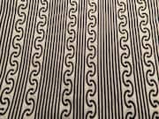 “芝翫縞”に8本線が入った柄。