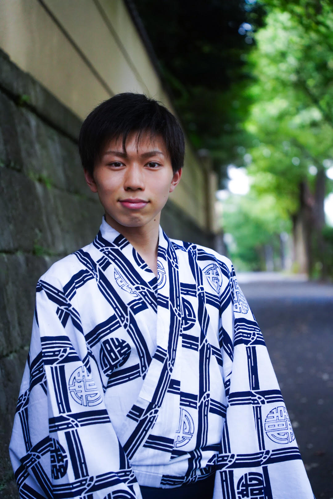 シンプルに、さらりと着こなす。