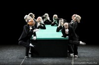 「緑のテーブル」より。(c)HASEGAWA Photo Pro.