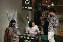 エンニュイ 第4回本公演「無表情な日常、感情的な毎秒」より。（撮影：藤澤孝代）