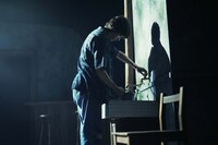 TAAC「人生が、はじまらない」より。（撮影：堀川高志）