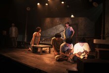 TAAC「人生が、はじまらない」より。（撮影：堀川高志）