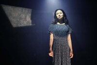 TAAC「人生が、はじまらない」より。（撮影：堀川高志）