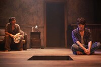 TAAC「人生が、はじまらない」より。（撮影：堀川高志）