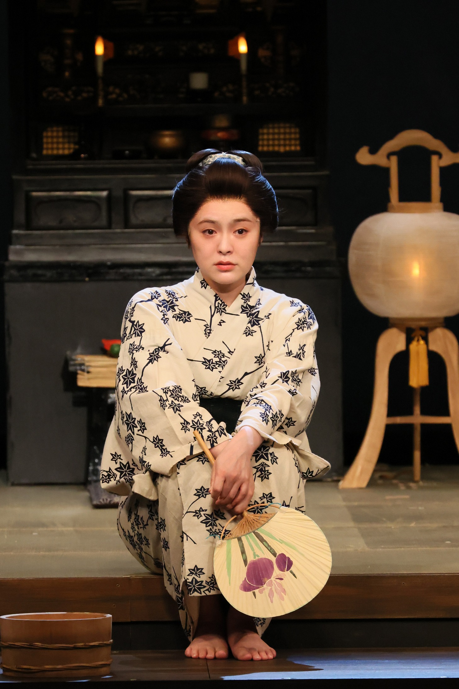 こまつ座 第143回公演「頭痛肩こり樋口一葉」より。（撮影：宮川舞子）