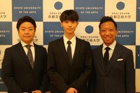 左から市川青虎、市川團子、市川猿之助。（提供：京都芸術劇場 春秋座）