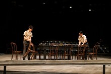 ELEVEN NINES「12人の怒れる男」より。（撮影：クスミエリカ）