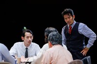 ELEVEN NINES「12人の怒れる男」より。（撮影：クスミエリカ）