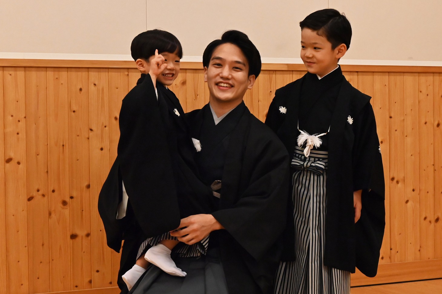 左から中村秀乃介、中村歌昇、中村種太郎。