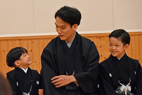 左から中村秀乃介、中村歌昇、中村種太郎。