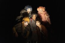 劇団おぼんろ 第21回本公演「瓶詰めの海は寝室でリュズタンの夢をうたった」より。