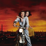 舞台「閃光ばなし」安田章大と黒木華がバイクにまたがる動画を公式サイトで公開