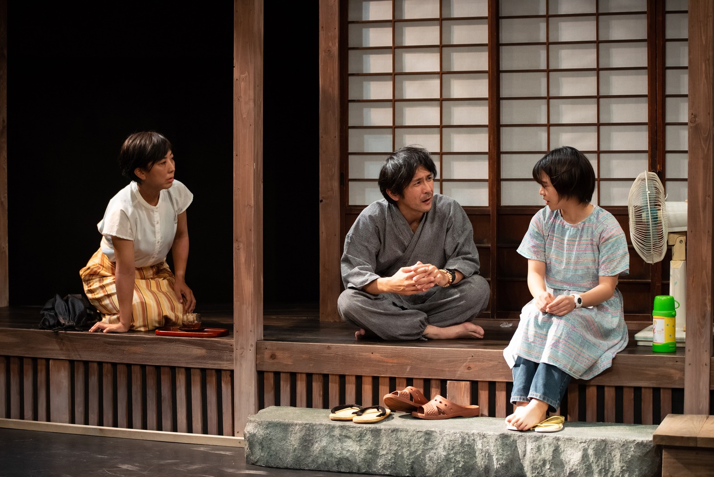 トリコ・A演劇公演2022「へそで、嗅ぐ」より。